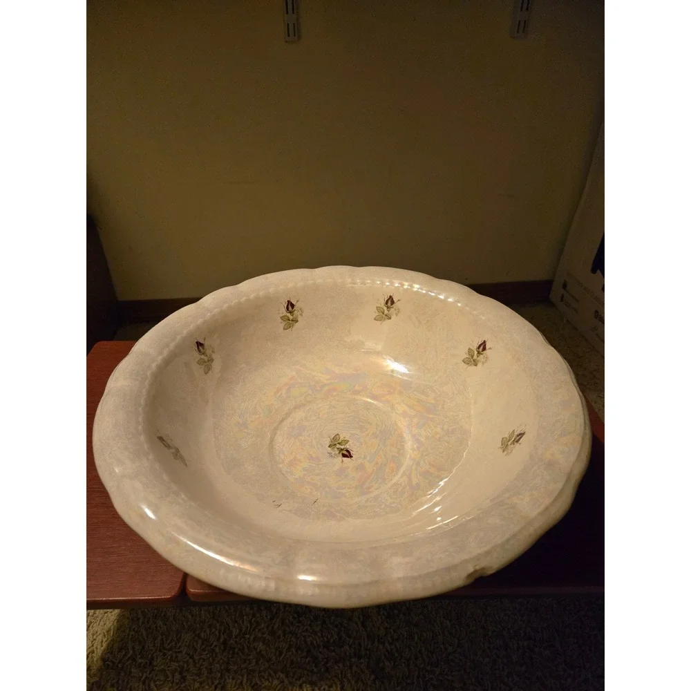 Vintage‎ Iridescent Lusterware Ceramic Wash Basin Bowl Rosebud Floral Scalloped